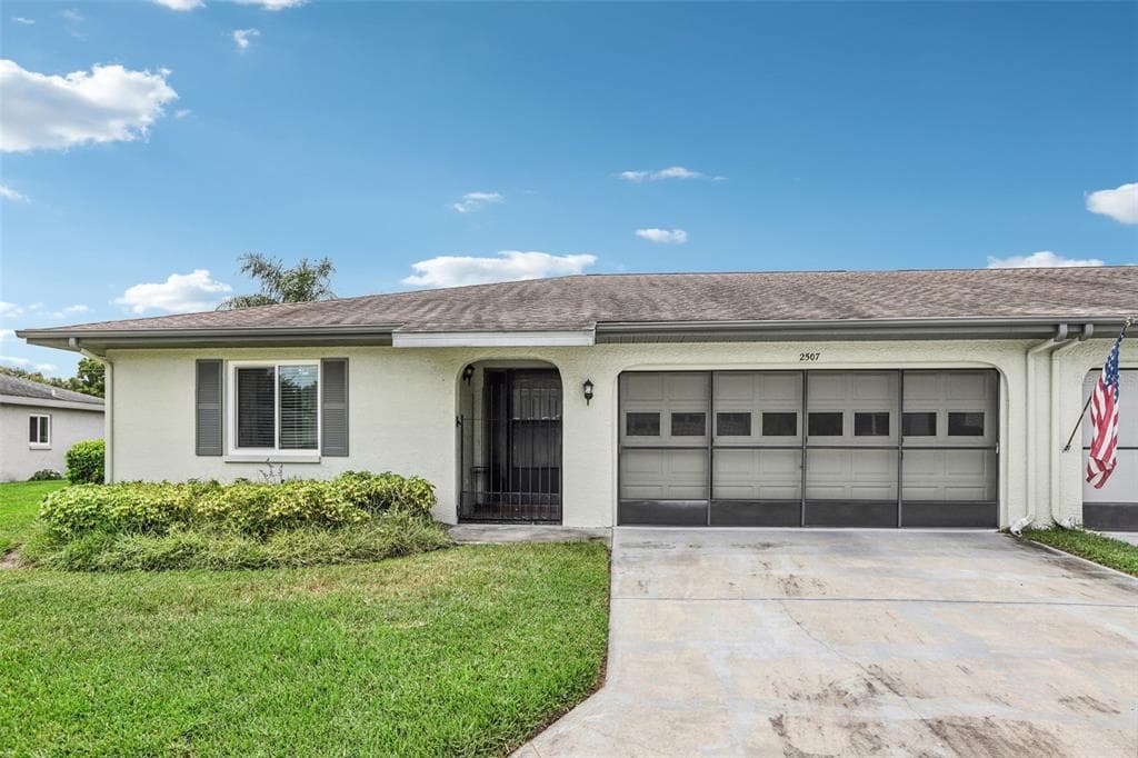 2507 LANCASTER DRIVE SUN CITY CENTER, FL 33573