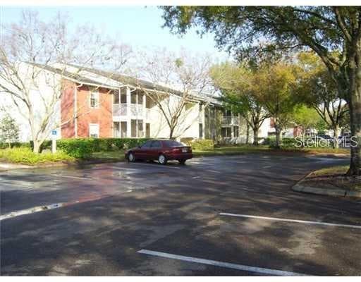 202 LAKE PARSONS GREEN UNIT 102 BRANDON, FL 33511