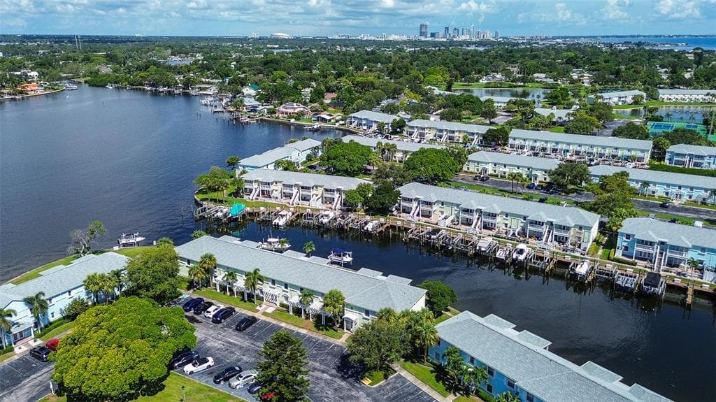 5144 SALMON DRIVE SE UNIT A ST PETERSBURG, FL 33705