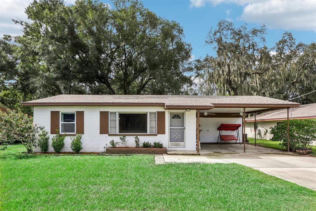 109 DEEN BOULEVARD AUBURNDALE, FL 33823