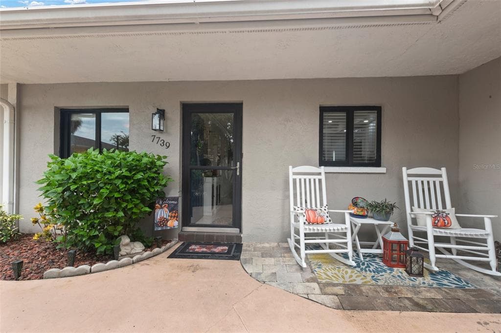 7739 EUREKA DRIVE UNIT 204 HUDSON, FL 34667
