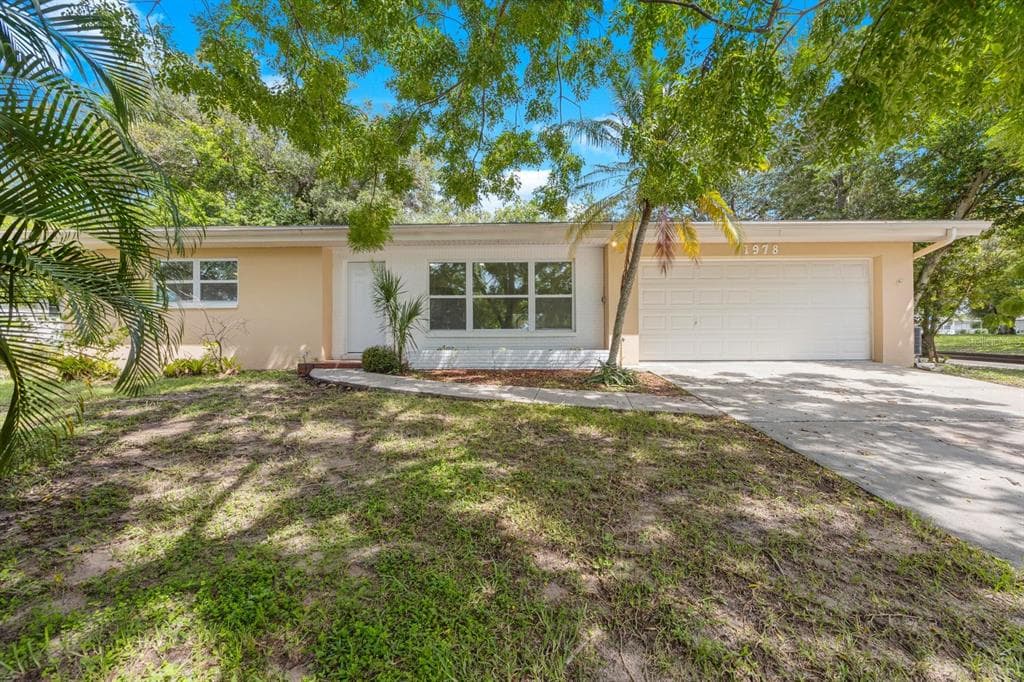 1978 REBECCA DRIVE CLEARWATER, FL 33764