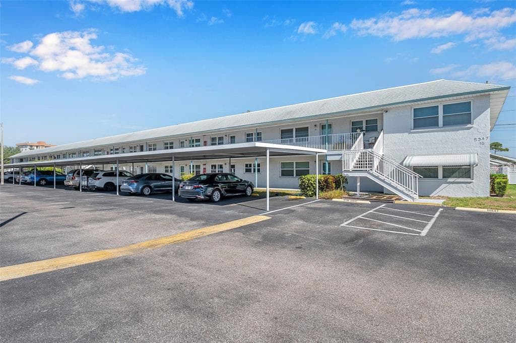5347 81ST LANE N UNIT 25 ST PETERSBURG, FL 33709