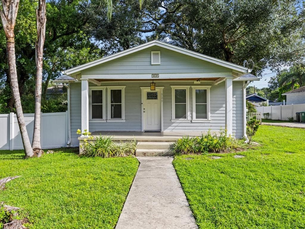325 W WILDER AVENUE TAMPA, FL 33603