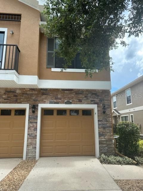 16517 KINGLETRIDGE AVENUE LITHIA, FL 33547