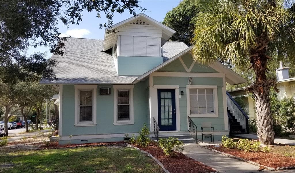 700 GROVE STREET N UNIT 4 ST PETERSBURG, FL 33701