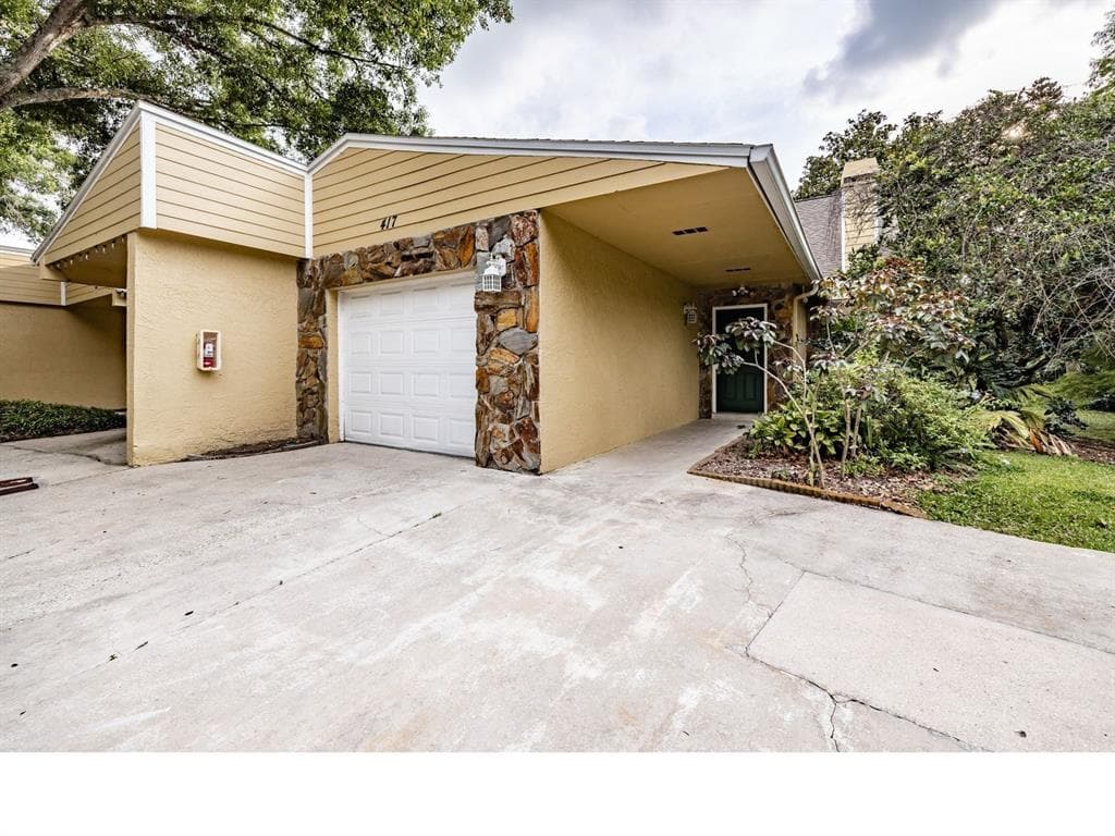 417 SOMERSET LANE PALM HARBOR, FL 34684
