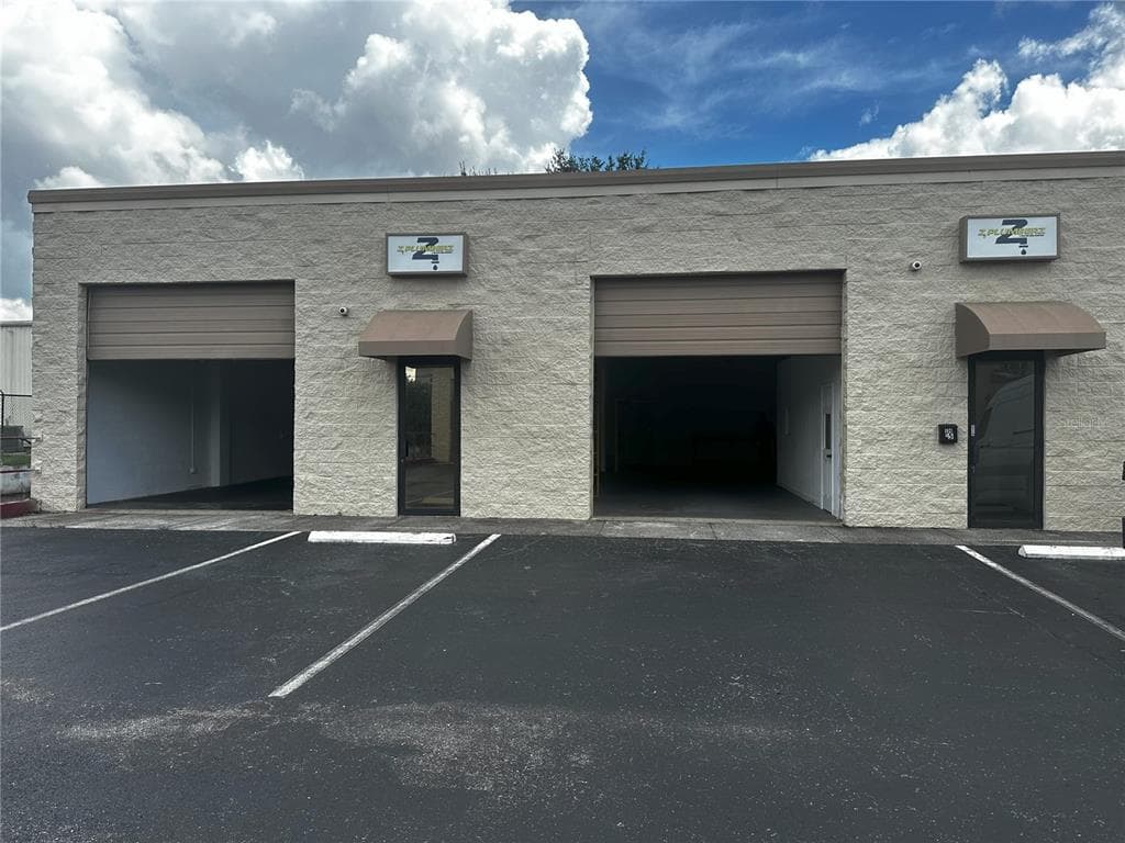 6102 E ADAMO DRIVE UNIT E4-E5 TAMPA, FL 33619