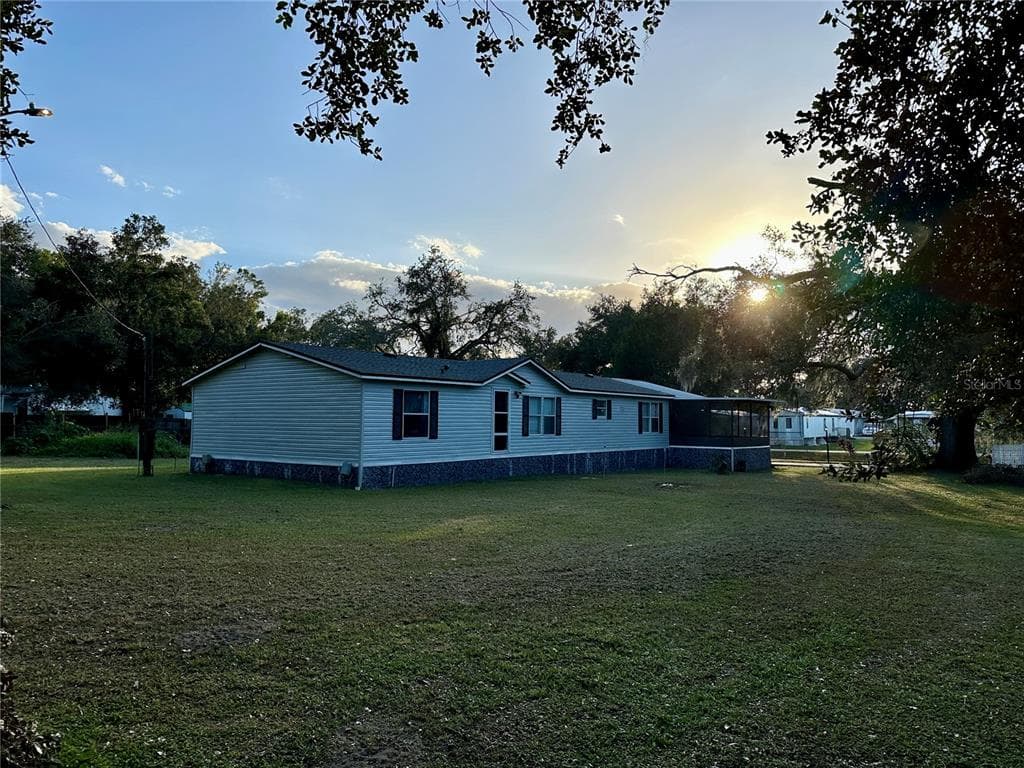 11223 SLIGH AVENUE SEFFNER, FL 33584
