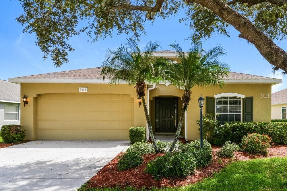 5412 LEXINGTON DRIVE PARRISH, FL 34219