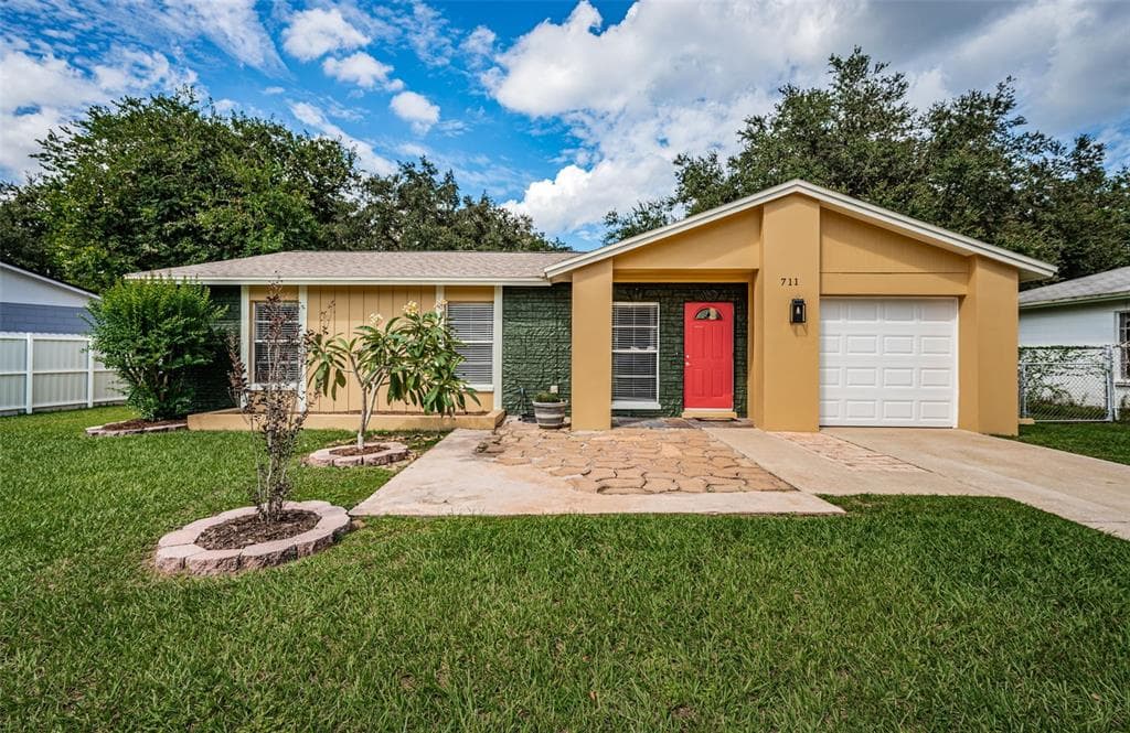 711 INNERGARY PLACE VALRICO, FL 33594
