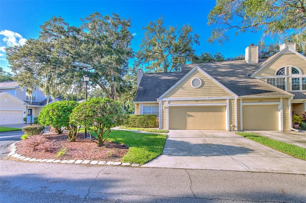 1202 BIG PINE DRIVE UNIT 7 VALRICO, FL 33596