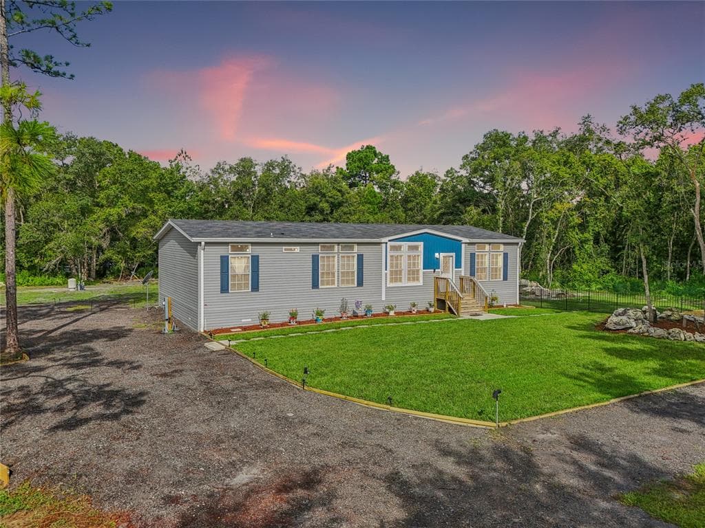 9253 GARETTA AVENUE WEBSTER, FL 33597