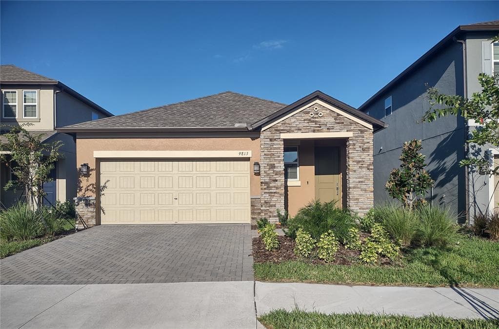 9813 LITTLE BLUESTEM DRIVE LAND O LAKES, FL 34637