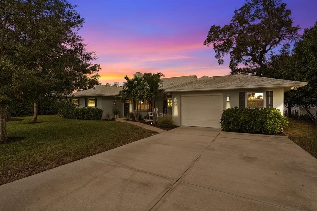 1849 COCKLESHELL DRIVE SARASOTA, FL 34231