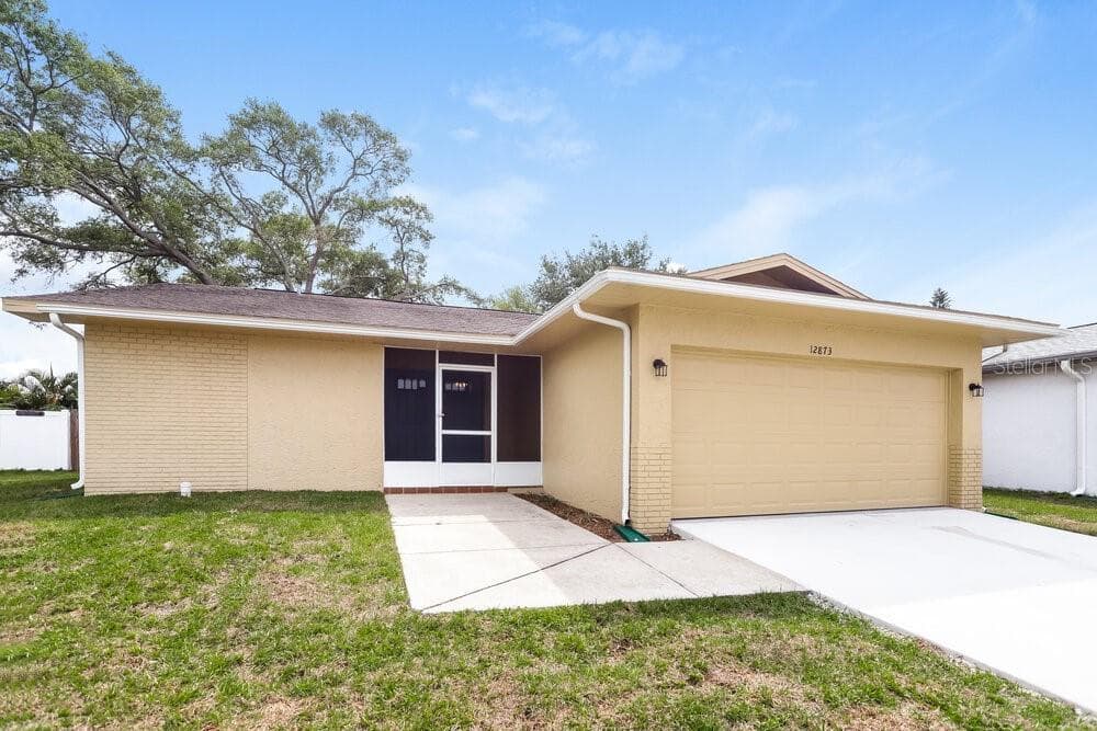 12873 PINEWAY DRIVE LARGO, FL 33773