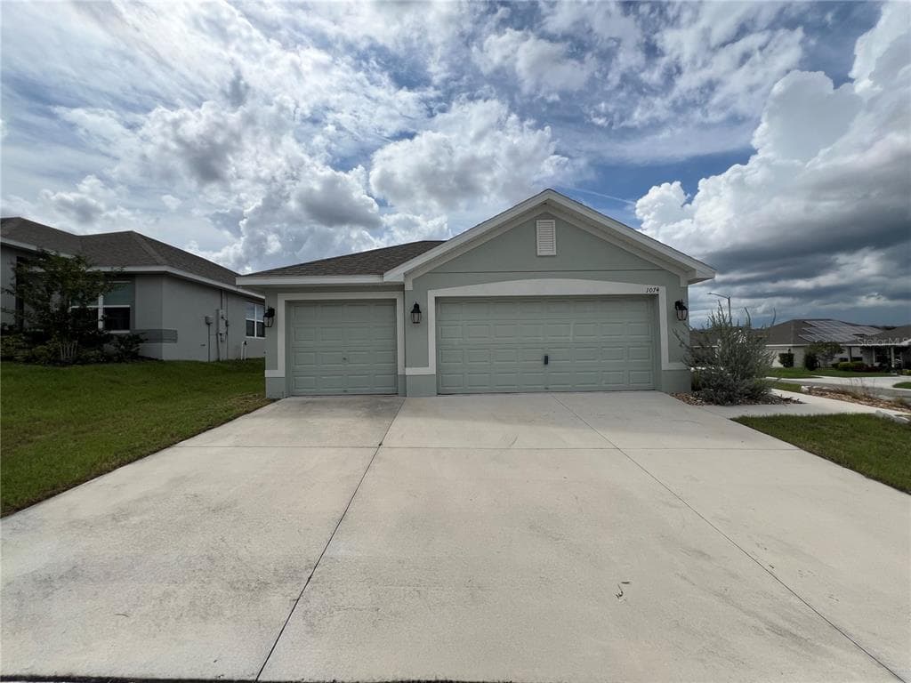 1074 CITRUS LANDINGS BOULEVARD DAVENPORT, FL 33837