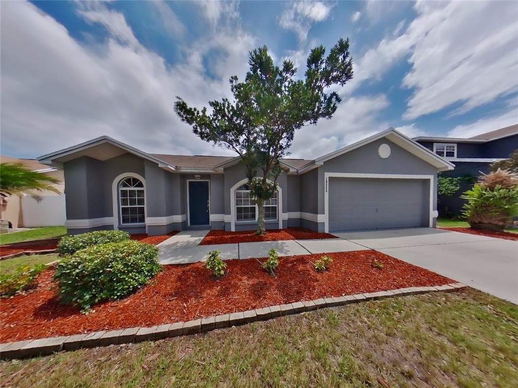 10546 CARLOWAY HILLS DRIVE WIMAUMA, FL 33598