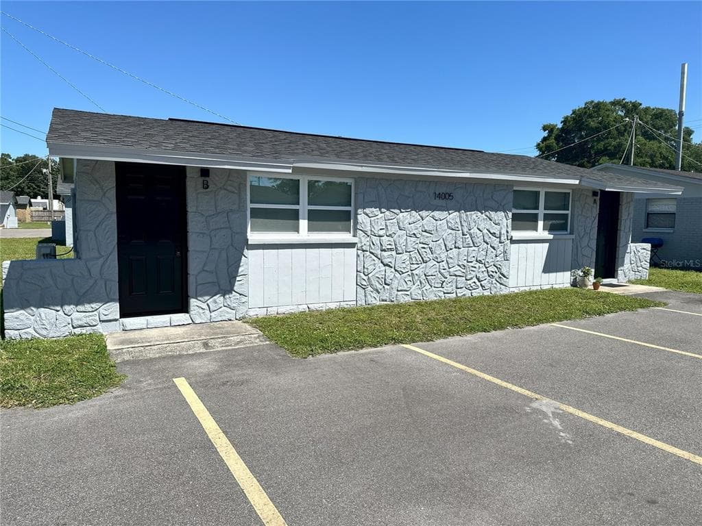 14005 CANDY COURT UNIT A TAMPA, FL 33613