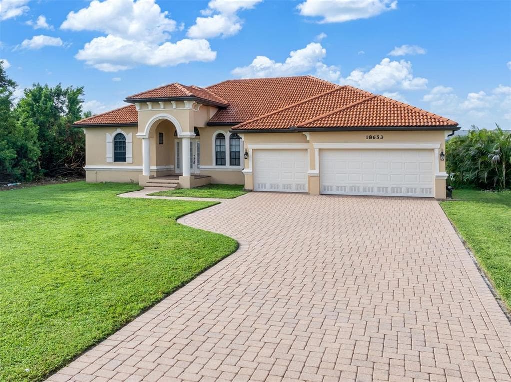 18653 OHARA DRIVE PORT CHARLOTTE, FL 33948