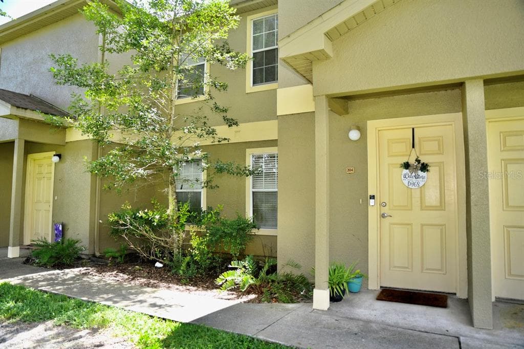 36121 LAKE CHASE BOULEVARD UNIT 204 ZEPHYRHILLS, FL 33541