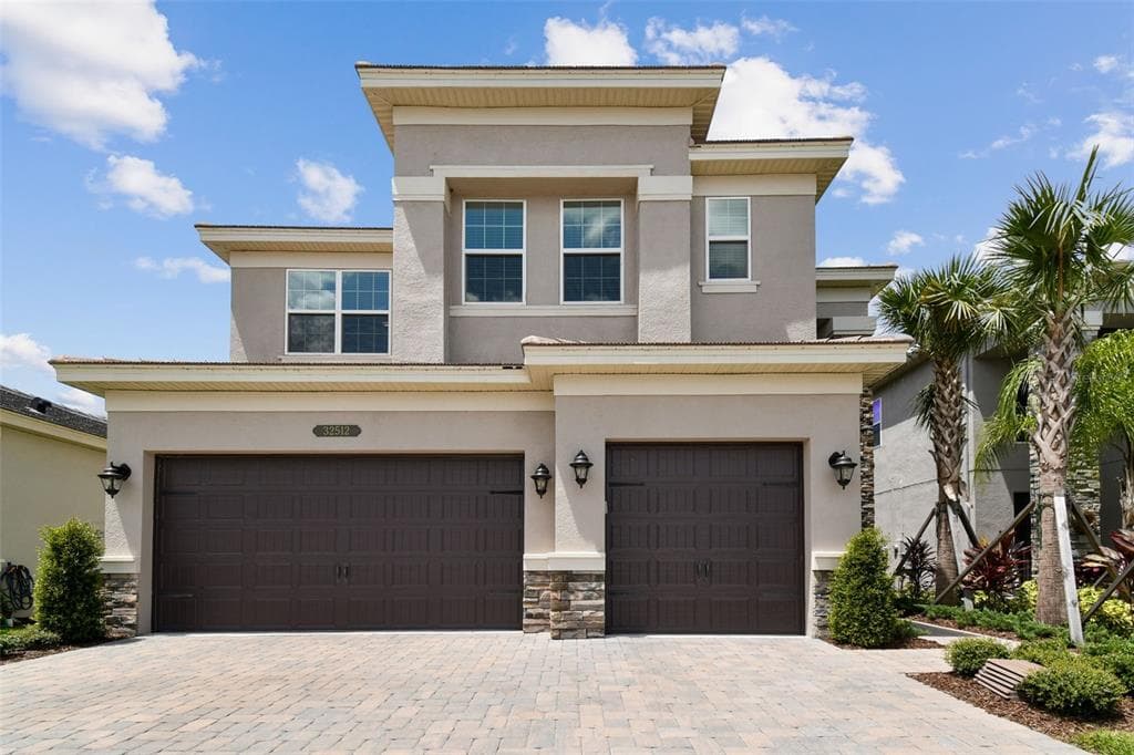 32512 TREE OF LIFE AVENUE WESLEY CHAPEL, FL 33543