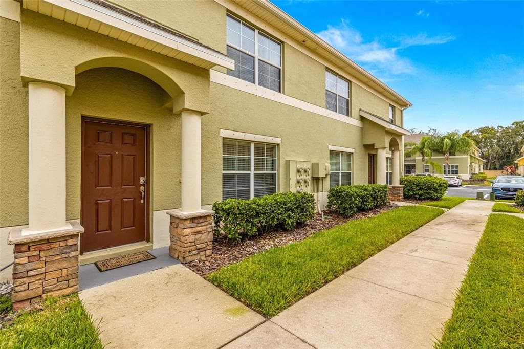 9814 TRUMPET VINE LOOP TRINITY, FL 34655