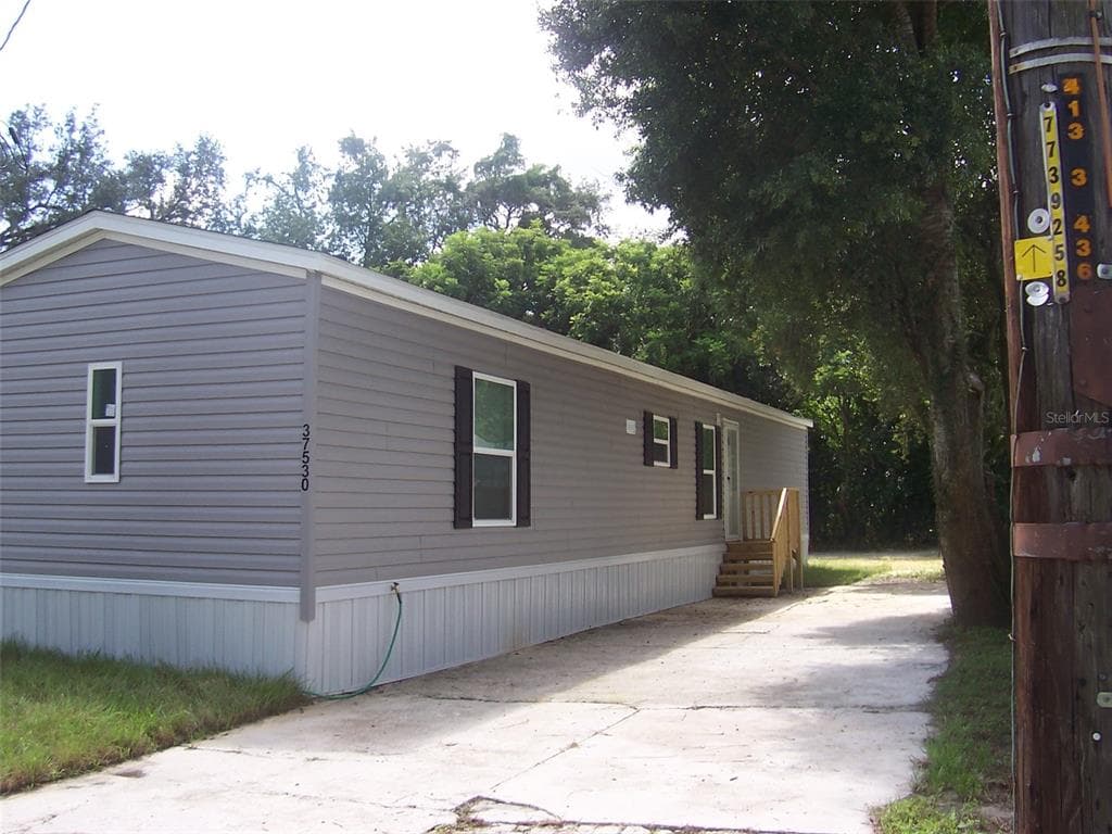 37530 AURIC TERRACE ZEPHYRHILLS, FL 33541