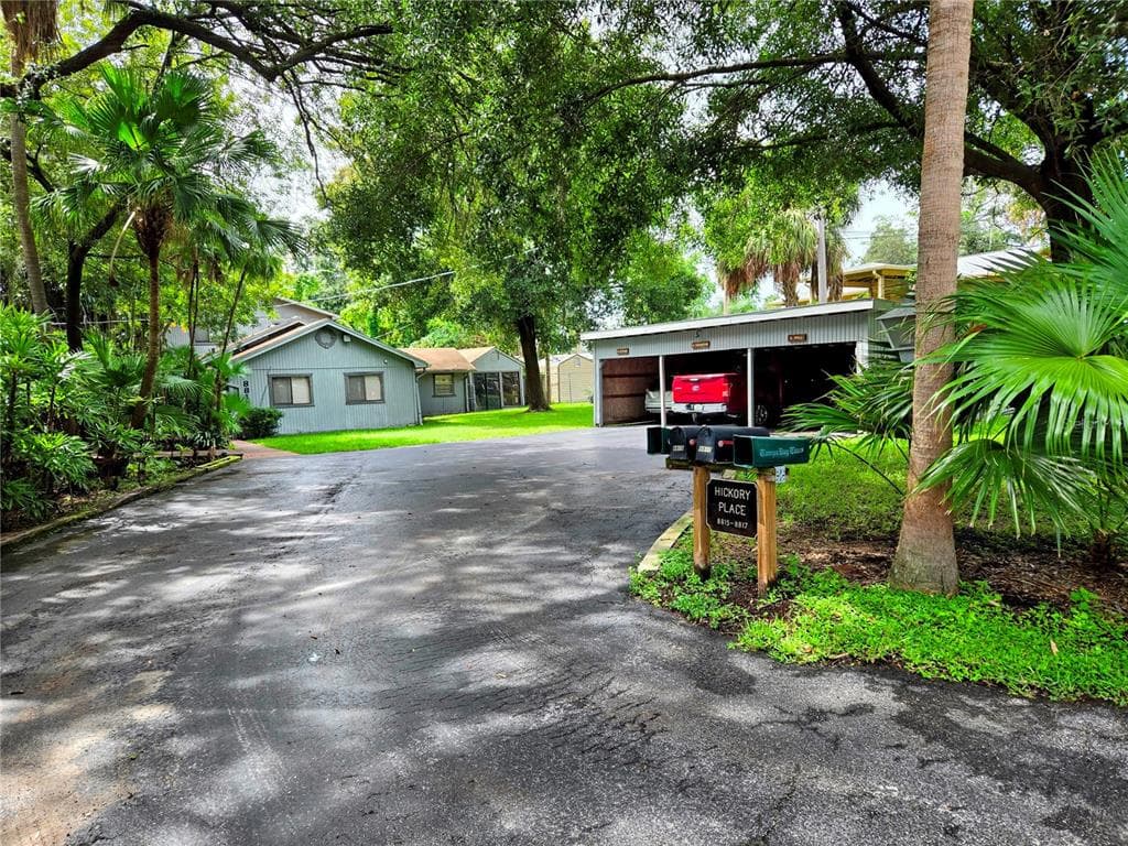 8815 S HICKORY LANE RIVERVIEW, FL 33578