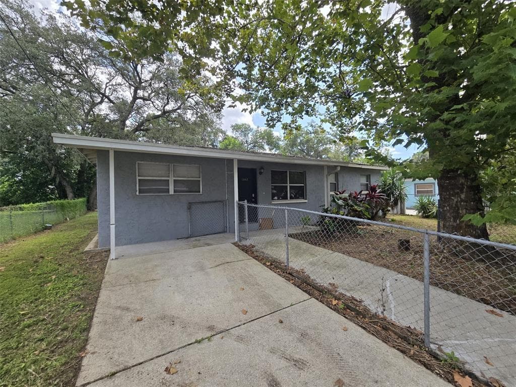 14917 FISHER ROAD TAMPA, FL 33613