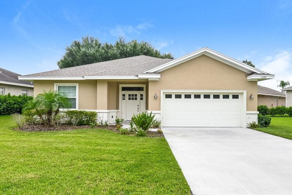4388 WINDING OAKS CIRCLE MULBERRY, FL 33860
