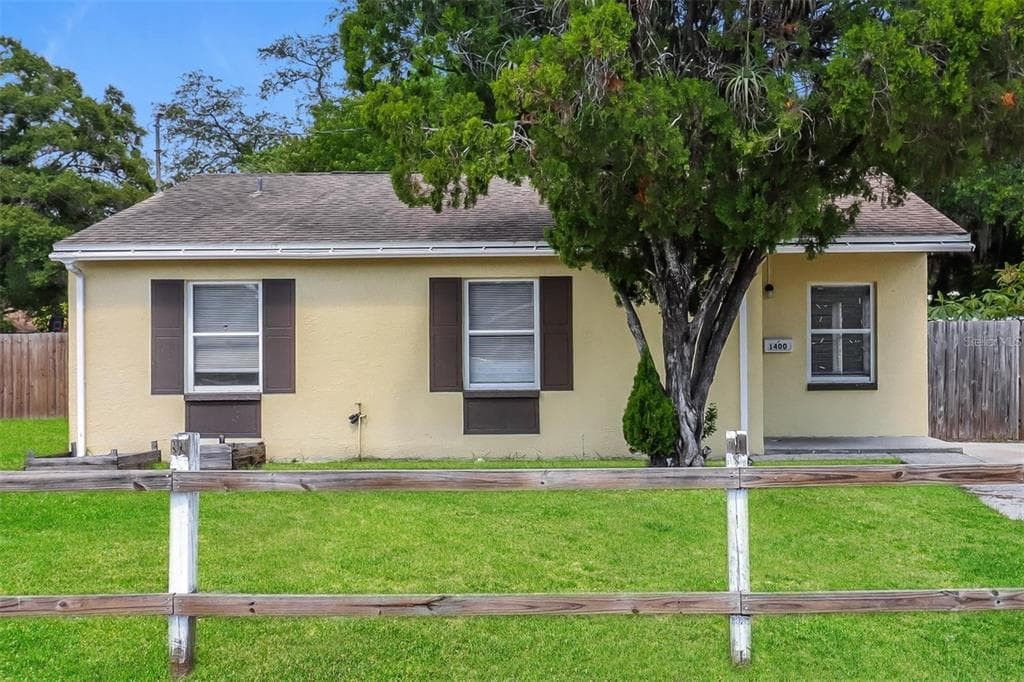 1400 43RD STREET S ST PETERSBURG, FL 33711