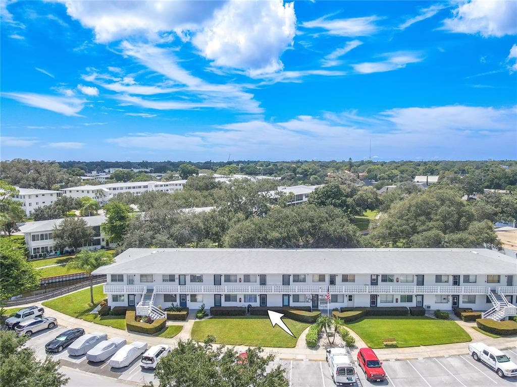 8320 112TH STREET UNIT 104 SEMINOLE, FL 33772