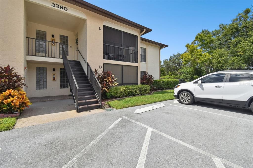 3380 CRYSTAL COURT E UNIT L PALM HARBOR, FL 34685