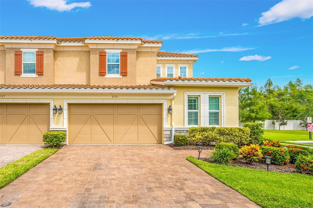 8701 TERRACINA LAKE DRIVE TAMPA, FL 33625