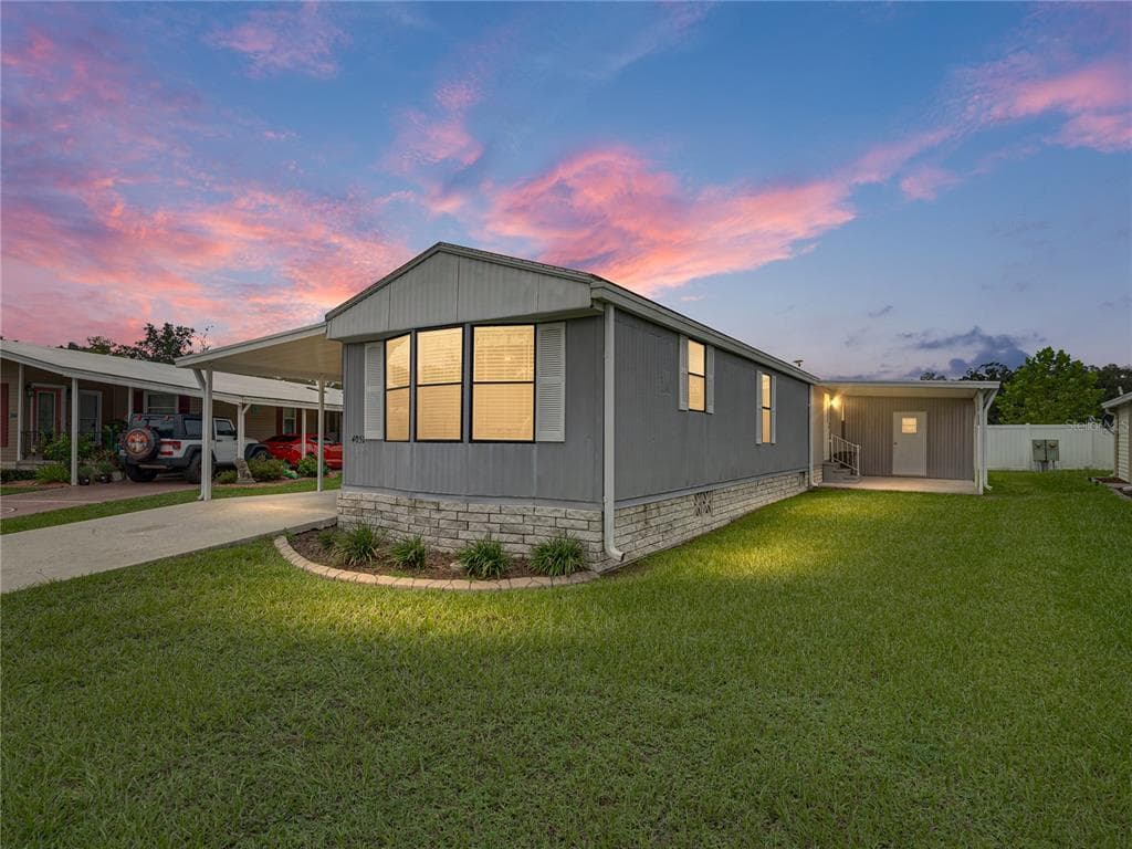 4051 JOYFUL LANE ZEPHYRHILLS, FL 33541