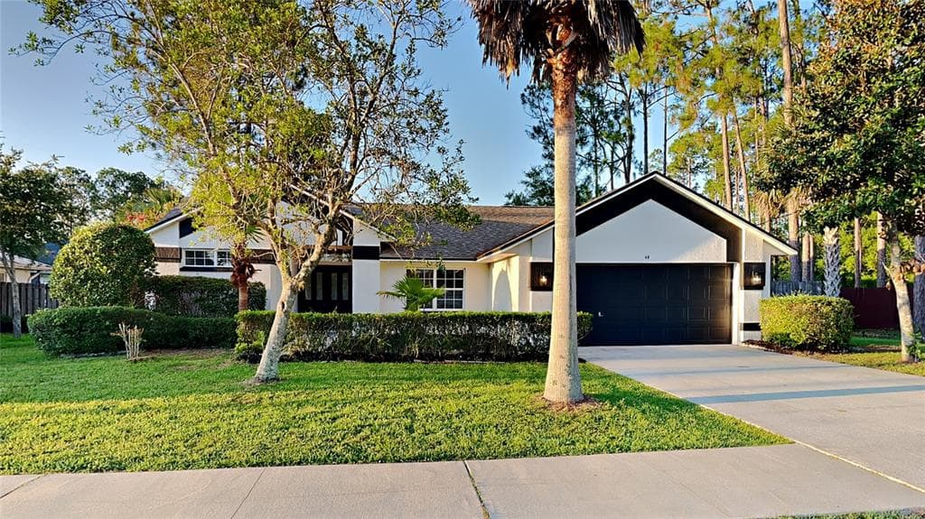 44 BIRD OF PARADISE DRIVE PALM COAST, FL 32137