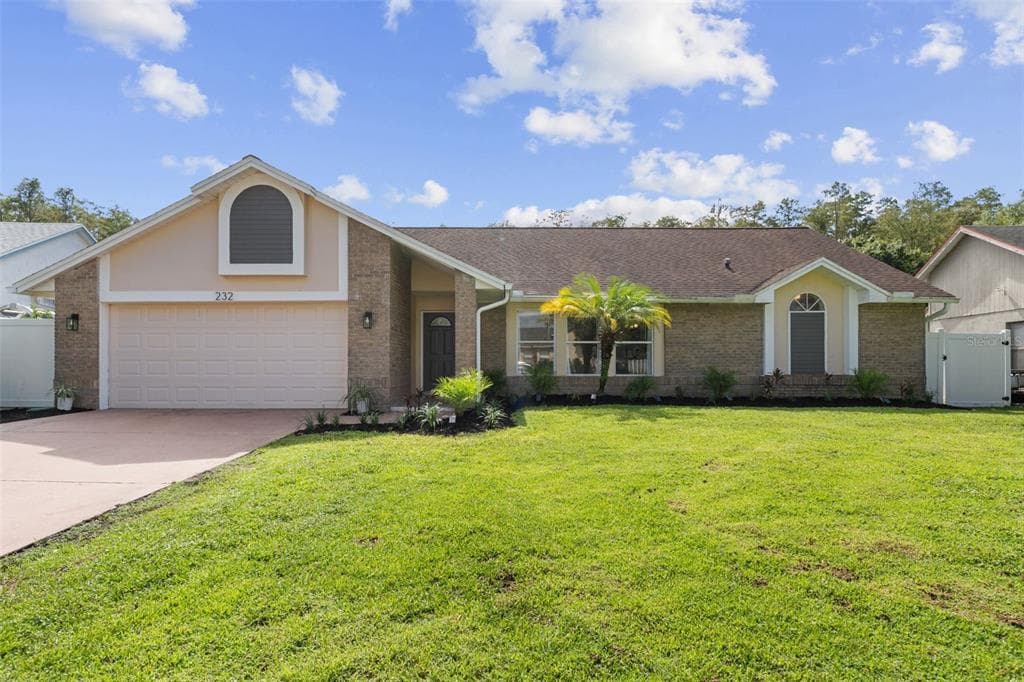 232 RED MAPLE DRIVE KISSIMMEE, FL 34743
