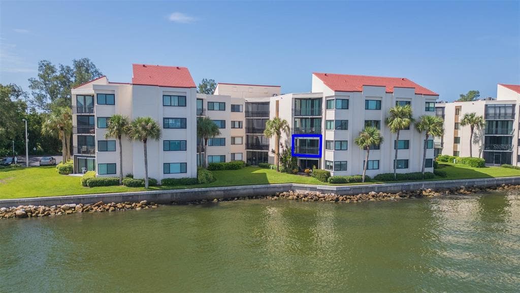 5505 PUERTA DEL SOL BOULEVARD S UNIT 227 ST PETERSBURG, FL 33715