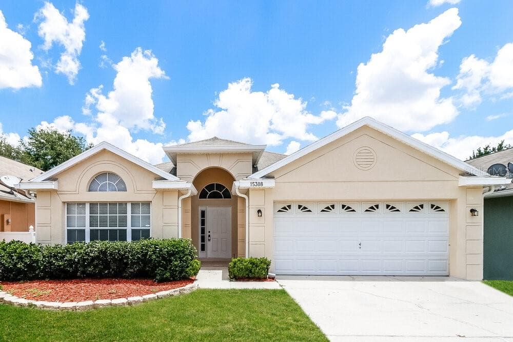 15308 MARKHAM DRIVE CLERMONT, FL 34714