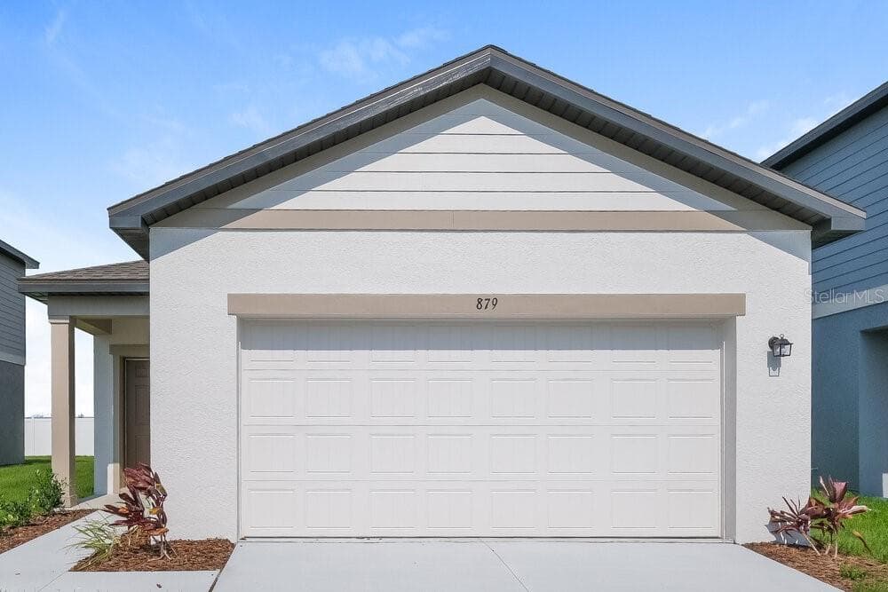 879 KINGS PINE COURT RUSKIN, FL 33570