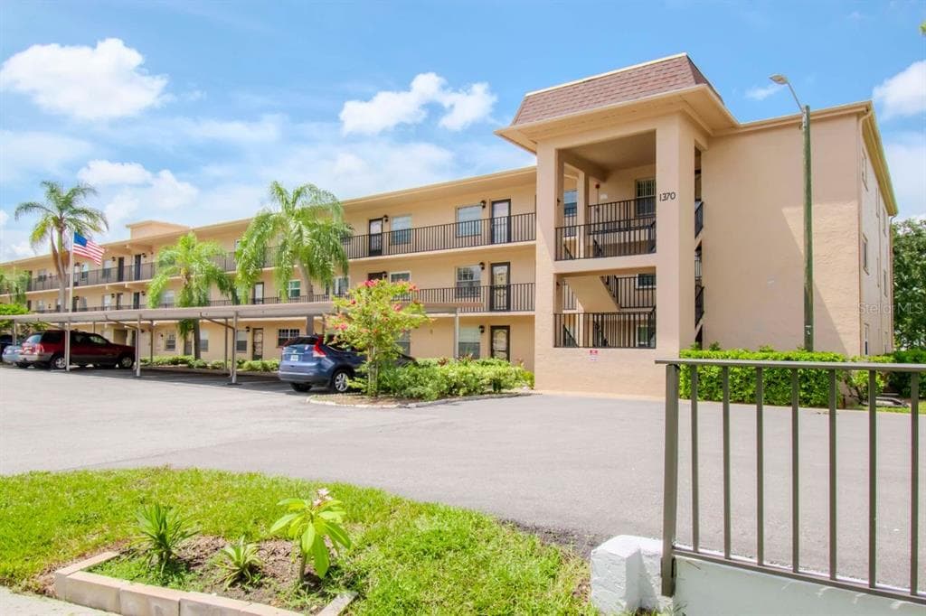 1370 HEATHER RIDGE BOULEVARD UNIT 108 DUNEDIN, FL 34698