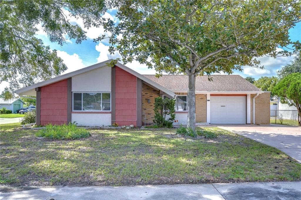 4038 CASHMERE DRIVE NEW PORT RICHEY, FL 34652