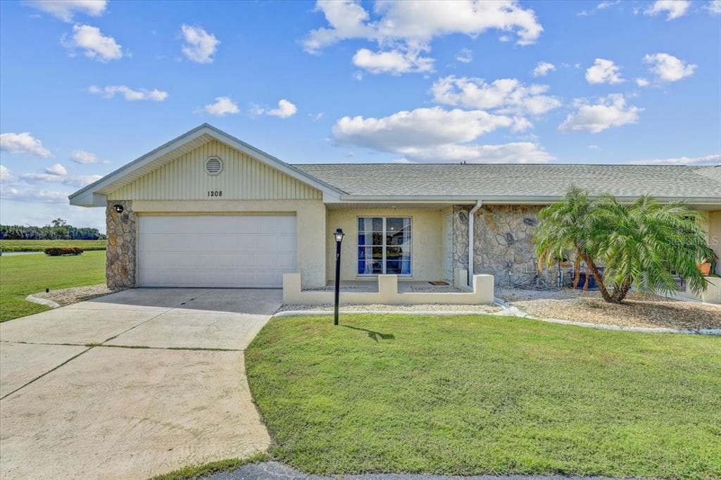 1208 EASTLOCH COURT SUN CITY CENTER, FL 33573