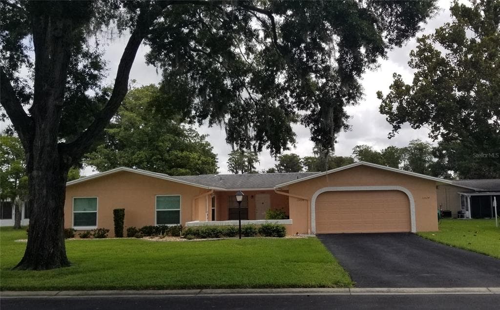 12024 BAYONET LANE UNIT B NEW PORT RICHEY, FL 34654