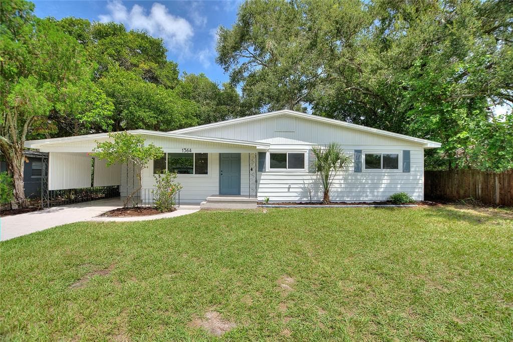 1364 PARKWOOD STREET CLEARWATER, FL 33755
