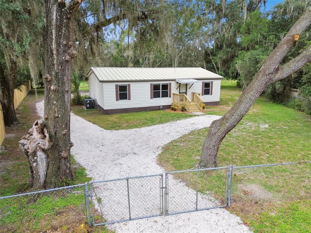 12613 ROCKRIDGE CIRCLE THONOTOSASSA, FL 33592