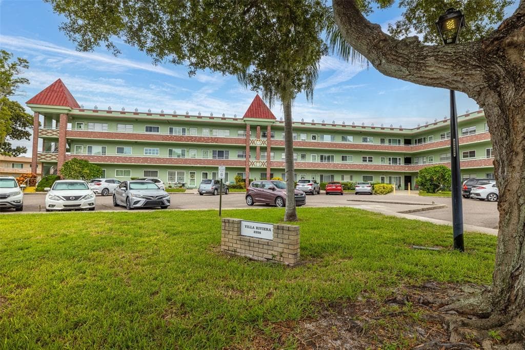 2358 ECUADORIAN WAY UNIT 56 CLEARWATER, FL 33763