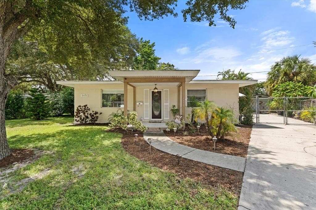 4450 16TH STREET N ST PETERSBURG, FL 33703