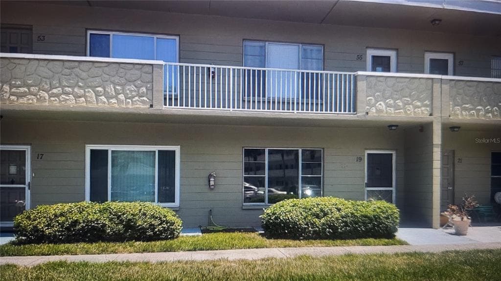 2391 SUMATRAN WAY UNIT 65 CLEARWATER, FL 33763